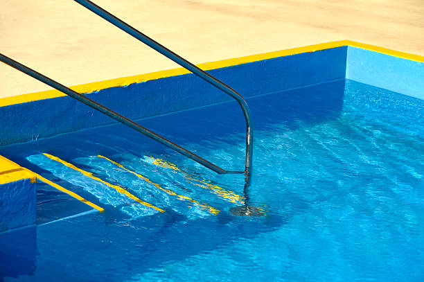 istock Steps into a swimming pool - detail 119197410