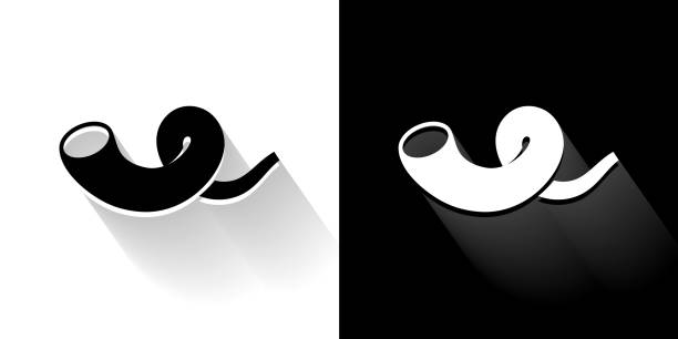 ilustraciones, imágenes clip art, dibujos animados e iconos de stock de icono shofar blanco y negro con sombra larga - 2605