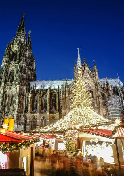 istock Christmas market cologne2 1192044065