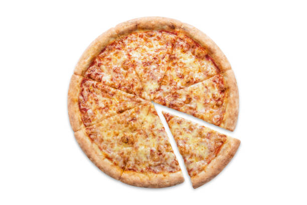 deliziosa pizza margherita su bianco - pizza margherita foto e immagini stock