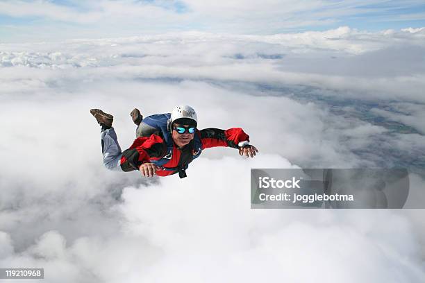 Nahaufnahme Der Skydiver Stockfoto und mehr Bilder von Extremsport - Extremsport, Fallen, Fallschirm