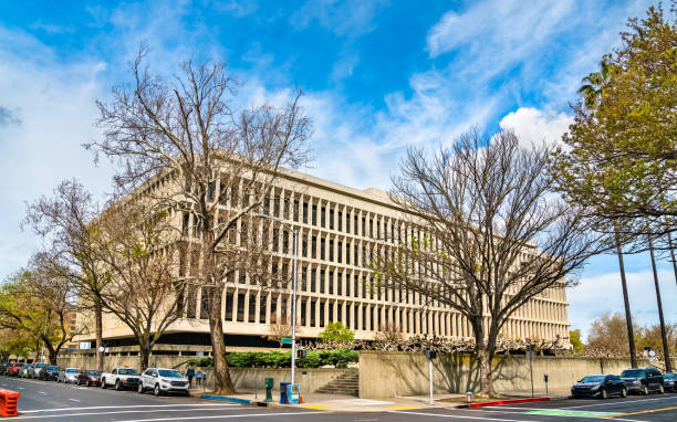 istock Sacramento County Courthouse in California 1192113307