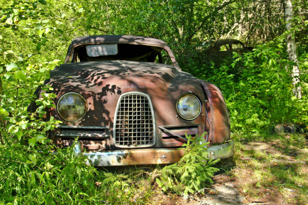 istock Cars turned into wrecks 1192135110
