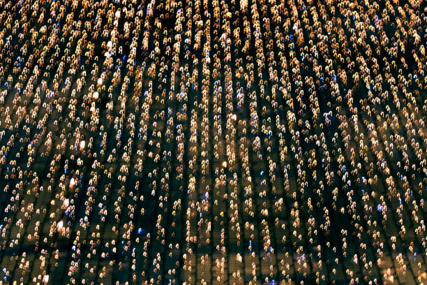istock Christmas garland, Bright yellow lights. Abstract motion effect background 1192150949