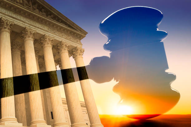 istock Gavel And Supreme Court Building 1192156525