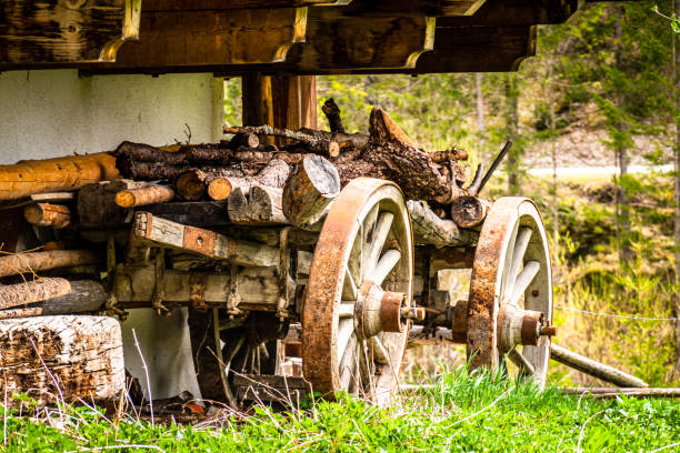 istock part of an old cart 1192318919