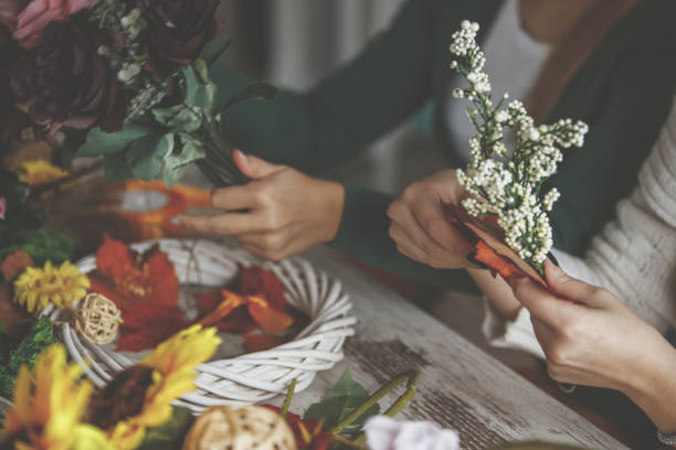 istock Making flower arrangement decorations 1192355541