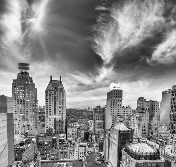 istock New York aerial skyline at dusk 1192433470