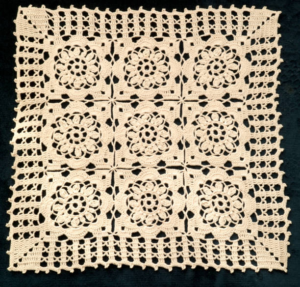 koronka doily - doily lace knitting textile zdjęcia i obrazy z banku zdjęć