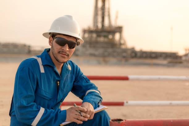 istock Oil and gas engineer at a Rig site 1192486817