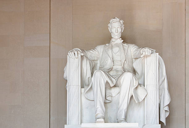 istock Lincoln Memorial Statue 119250234