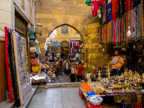 mercado de khan el-khalili, cairo, egipto - el khalili - fotografias e filmes do acervo