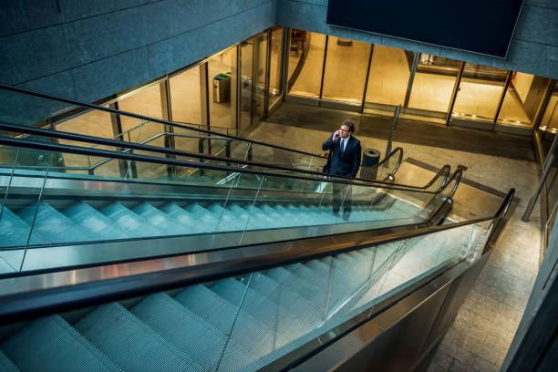 istock Mature executive is wearing suit in city. 1192528150