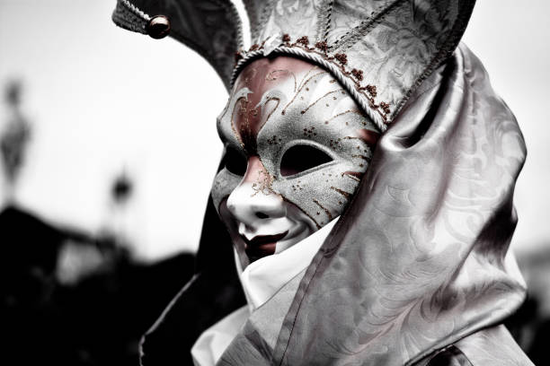 fantástico traje de carnaval - venice italy fotografías e imágenes de stock