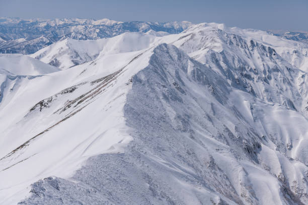 istock Ojikazawanokashira seen from Mt.Tanigawadake in spring 1192638979