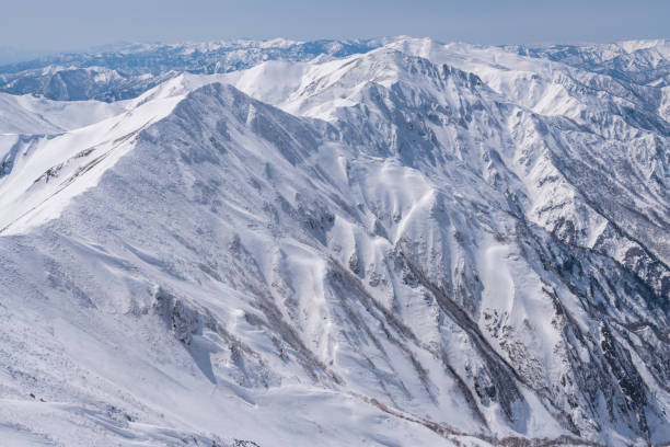 istock Ojikazawanokashira seen from Mt.Tanigawadake in spring 1192639018