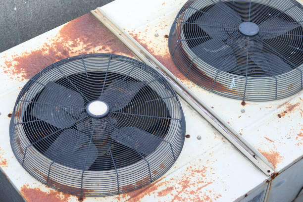 istock Condensing unit of air conditioning system fan type blow up the top. 1192639088