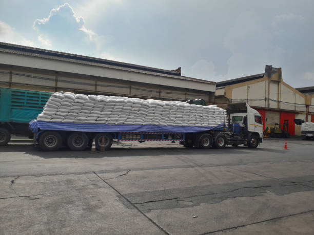 istock Trailer and fertilizer urea 1192677467