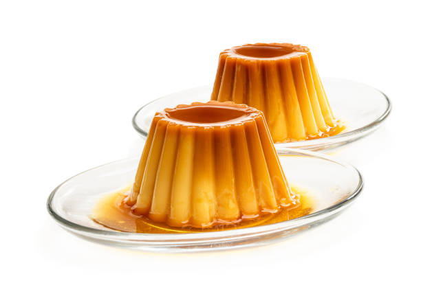 creme caramel custard pudding isolated in white - dessert ready to eat creme brulee food imagens e fotografias de stock