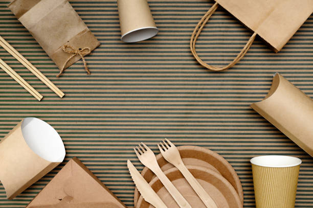 istock Fast food paper packaging and disposable tableware from environmentally friendly materials. 1192706114