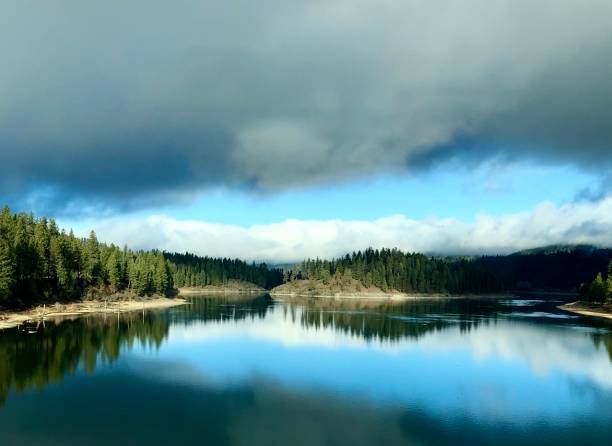 istock Scenic river view on a cloudy day 1192733566