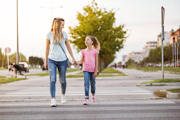 istock Mother and daughter 1192752418