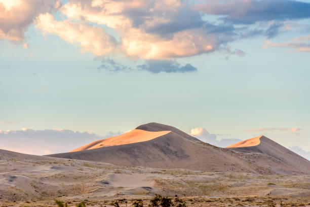 istock Kelso Sand Dunes at sunset, Mojave Desert, California, USA 1192811683