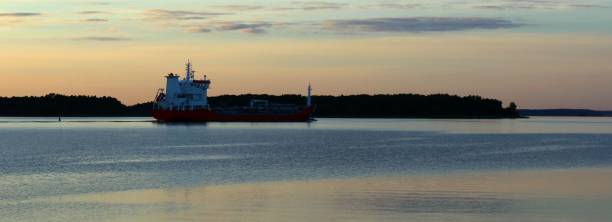 istock ship in the idyll of dusk 1192864066