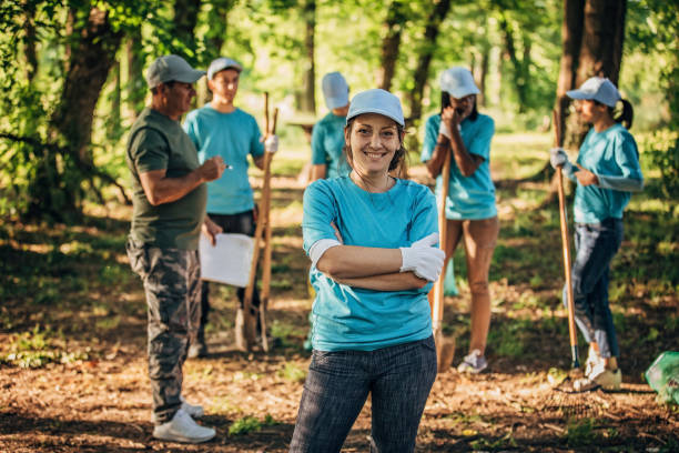 istock Charming volunteer woman 1192874322
