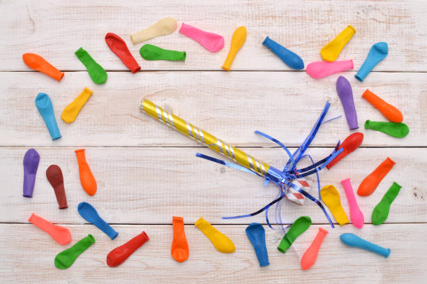 istock Yellow Party Favor 1192890546