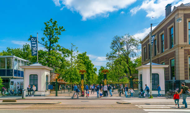 entrance of artis di amsterdam - amsterdam foto potret stok, foto, & gambar bebas royalti