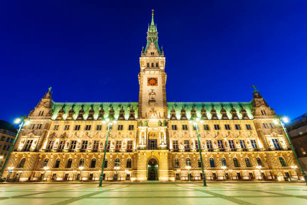 istock Hamburg City Hall or Rathaus 1192903277