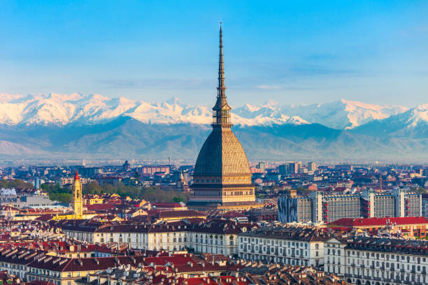 вид с воздуха моль антонеллиана, турин - aerial view city urban scene italy стоковые фото и изображения