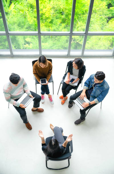 istock Business team are having a discussion 1192915305