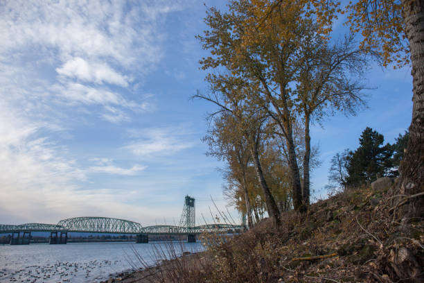 istock I-5 bridge on columbia river 1192938115