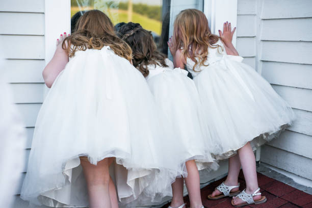 Innocent girls peeking