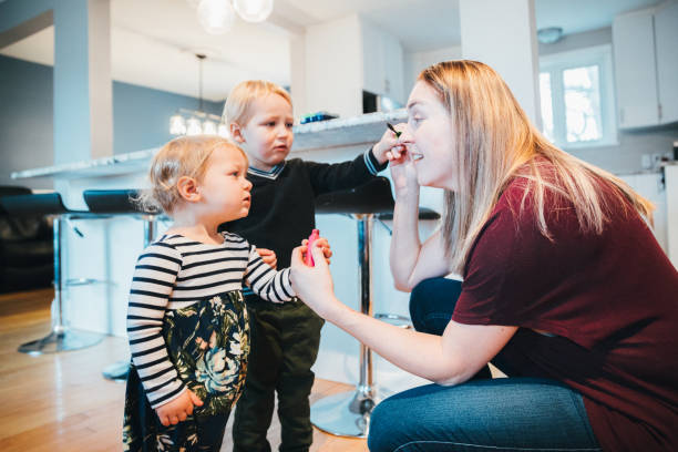 istock Let kids do the makeup for mommy! 1193038237