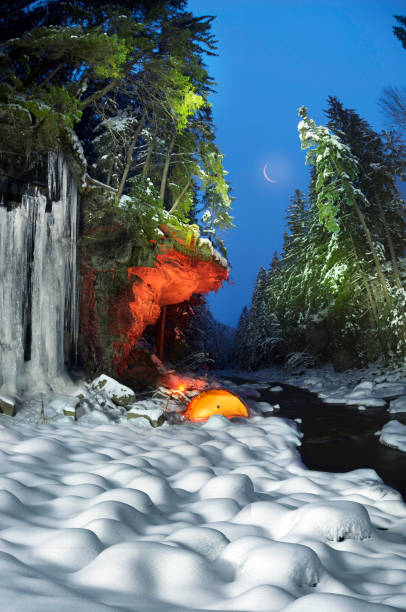 istock Tourist journey in a snowy canyon. 1193046280