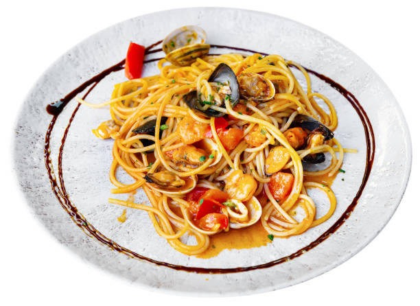 istock Italian seafood spaghetti 1193047435