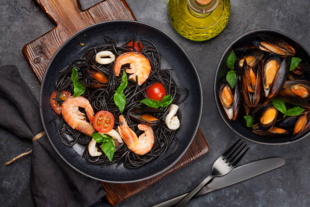 istock Black seafood spaghetti pasta 1193056928