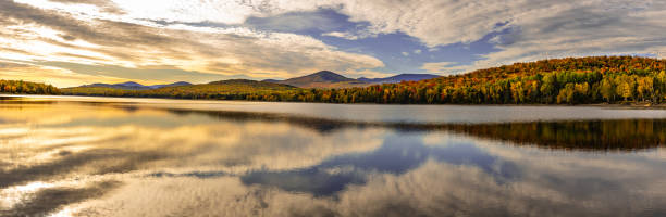 istock A Beautiful Maine Fall Landscape 1193099485