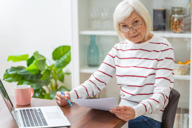 istock Modern senior lady posing for the camera 1193156381