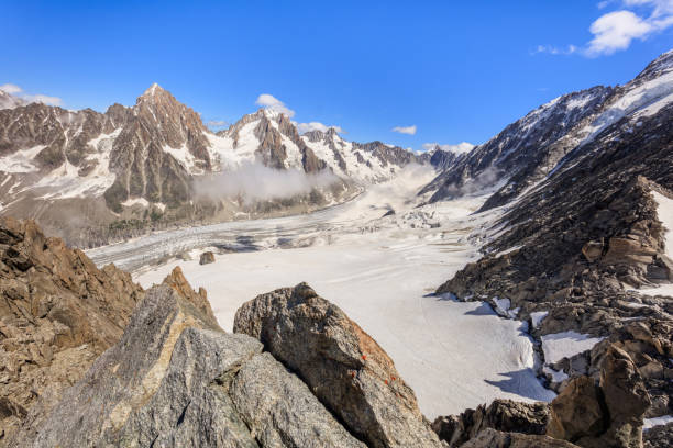 istock Glacier kidney. Mont Blanc, France 1193156408