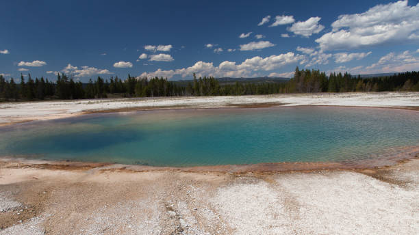 istock Yellowstone National Park 1193175201