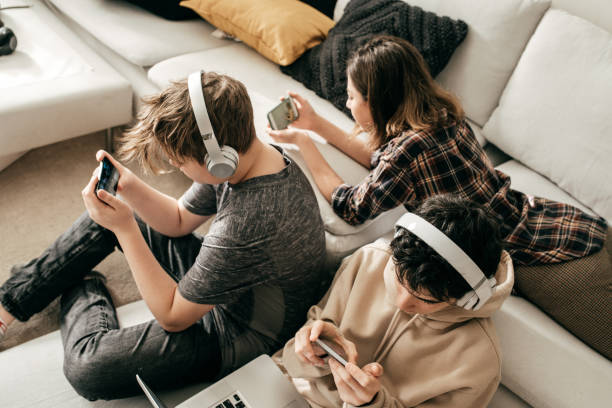 istock Hanging out with friends 1193199343