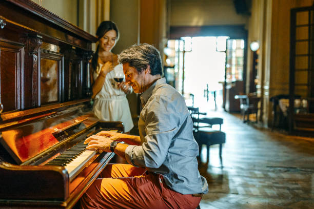 istock Listening her man playing piano for her 1193353263