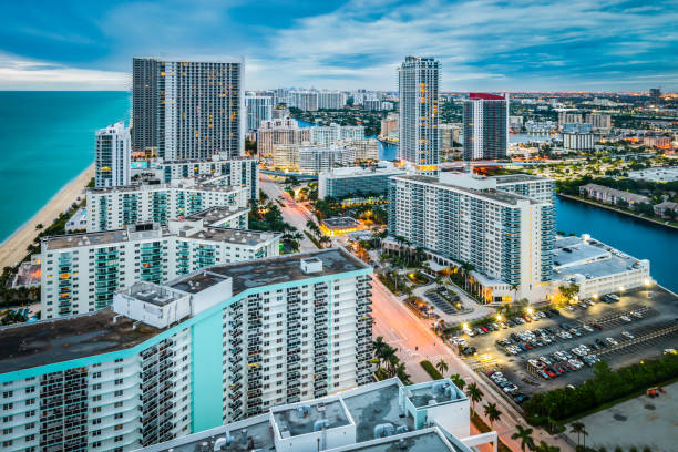 hollywood beach and city, florida, usa. - broward county imagens e fotografias de stock