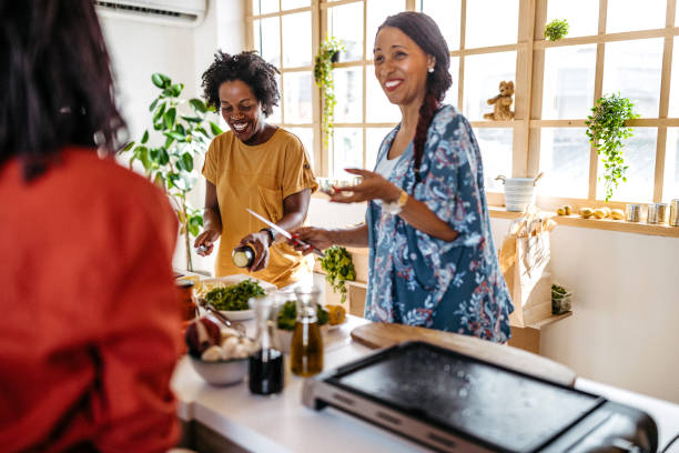 istock When we do things together, we do it with love 1193383410