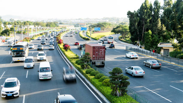 istock Busy traffic on the highway 1193430963