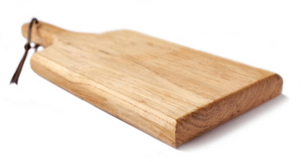 흰색 배경에 고립 된 나무 도마 - cutting board plank wood isolated 뉴스 사진 이미지